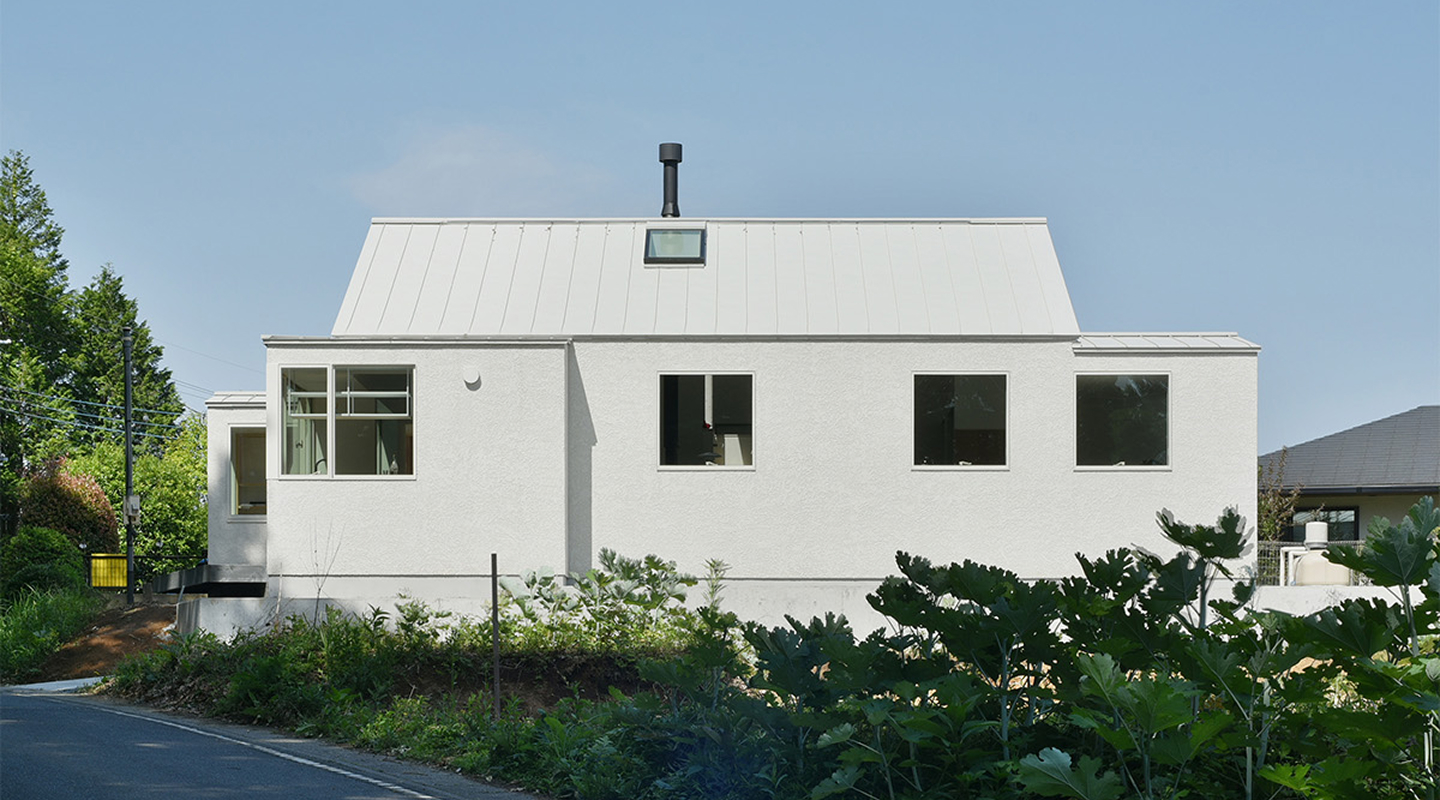 NASU CLUBの白い住宅外観